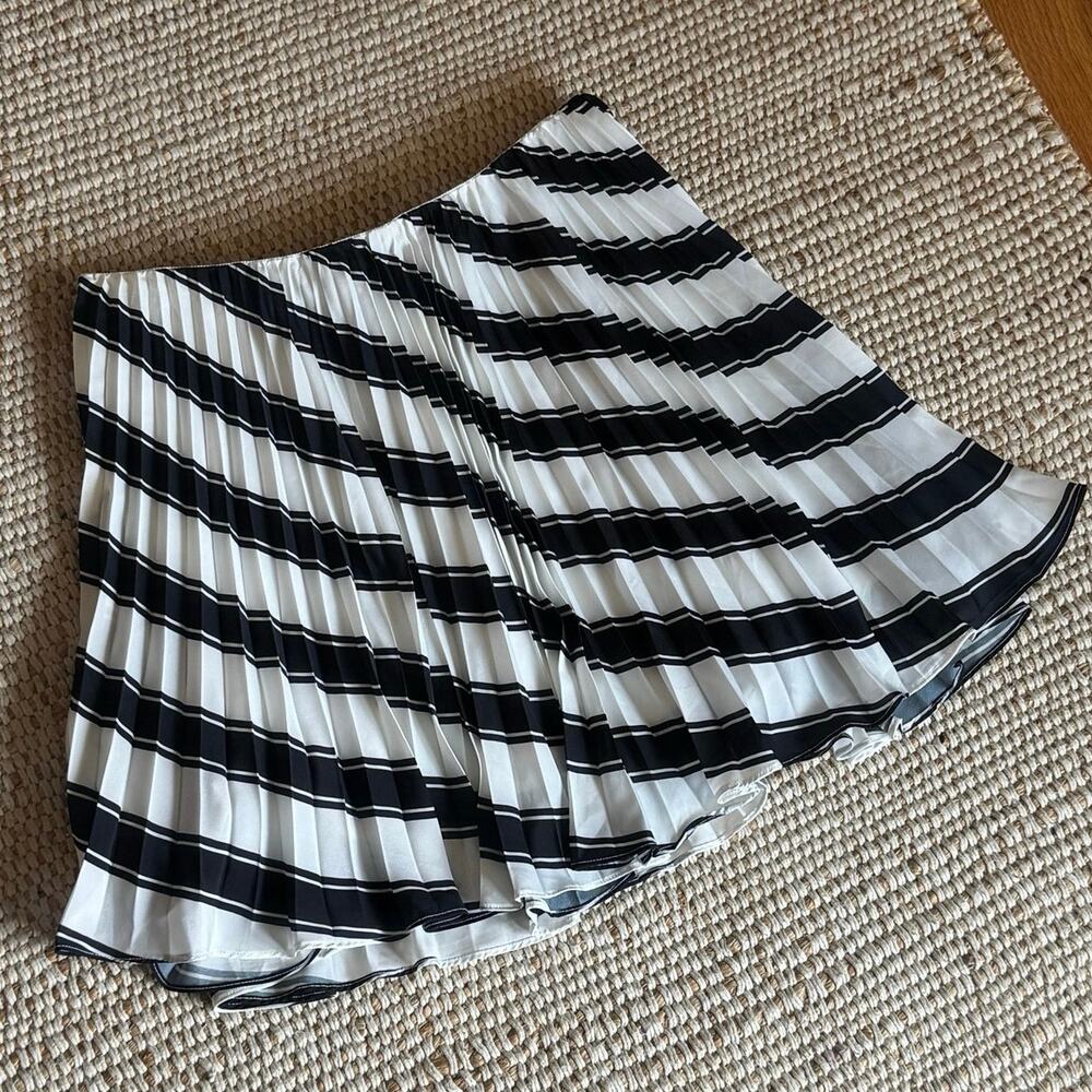 Anthropologie Maeve Pleated Acordian Black White Stripe Skirt $120 SZ 8